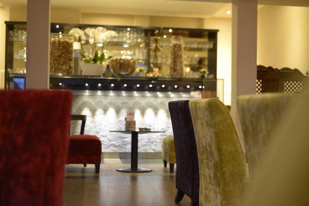 Logis Hotel Restaurant Au Boeuf Rouge Niederschaeffolsheim Luaran gambar